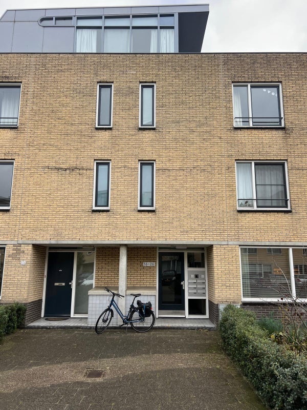https://house2u.nl/wp-content/uploads/2025/06/2a2c6d1d-1.jpg