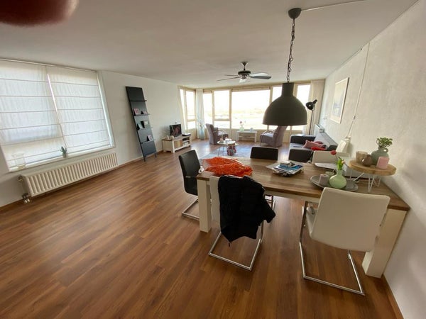 https://house2u.nl/wp-content/uploads/2025/06/6f3b9565.jpg